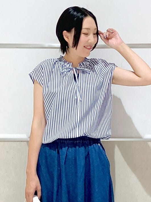 eriko さんの「Dessin｜【洗える】ストライプ柄フレンチスリーブスキッパ―ブラウス」を使ったコーディネート
