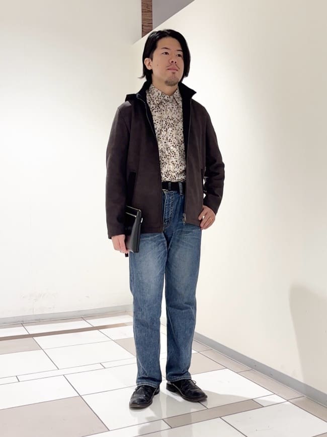 及川さんの「TAKEO KIKUCHI｜【JUST ONE LAYER】ダウンファブリック ジップアップ フード ブルゾン」を使ったコーディネート