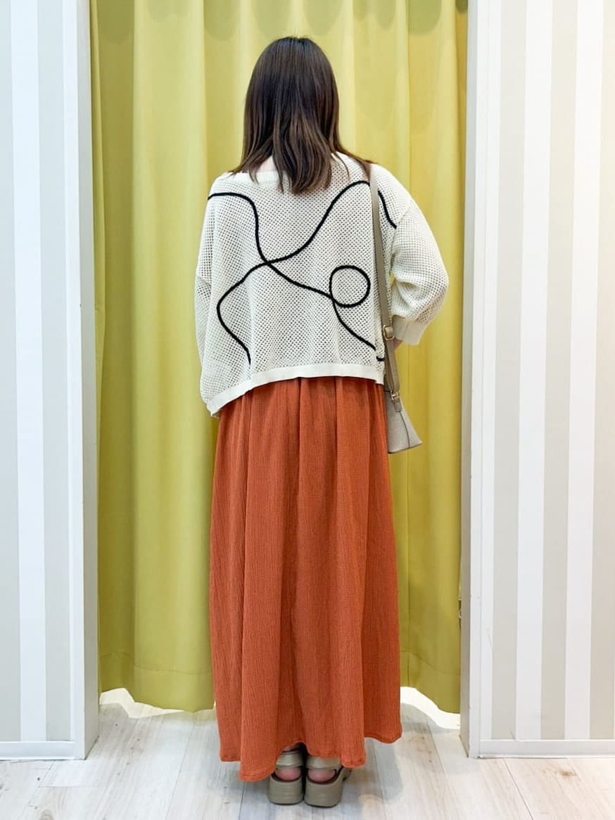 shioriさんの「SHOO･LA･RUE｜【前後2WAY】さらりと大人上品に 楊柳フレンチワンピース」を使ったコーディネート