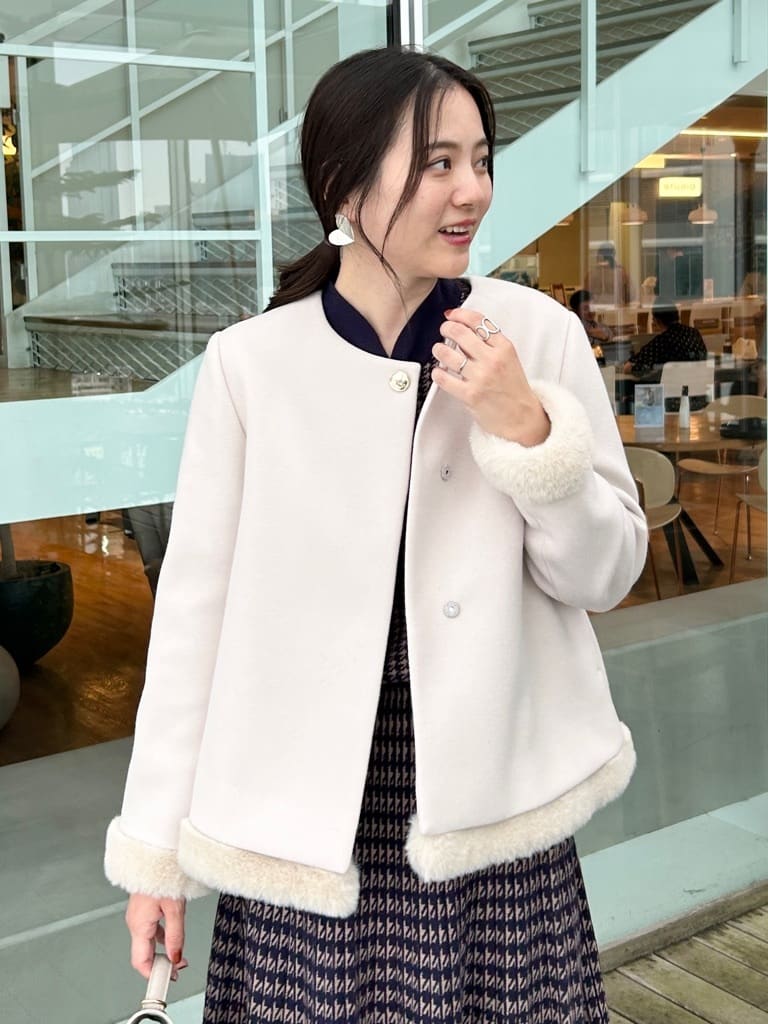 shinoさんの「Couture brooch｜【クラシカル・大人上品】千鳥ジャカードニットプリーツスカート」を使ったコーディネート
