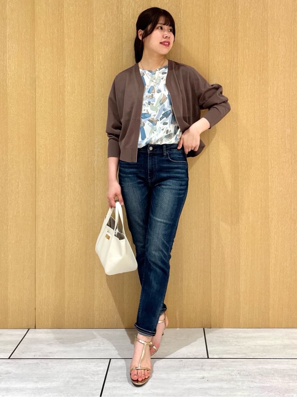 nanaさんの「UNTITLED｜【Healthy DENIM&times;UNTITLED】別注 R Mrytle（リマートル）テーパードデニム」を使ったコーディネート