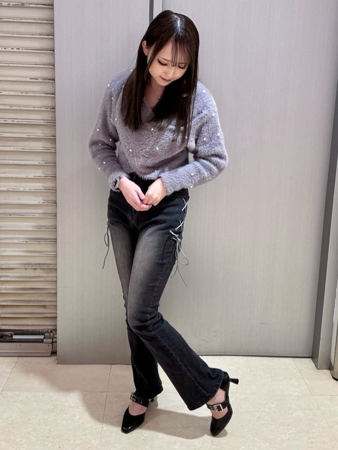 kaさんの「ESPERANZA｜バックルセパレートパンプス」を使ったコーディネート