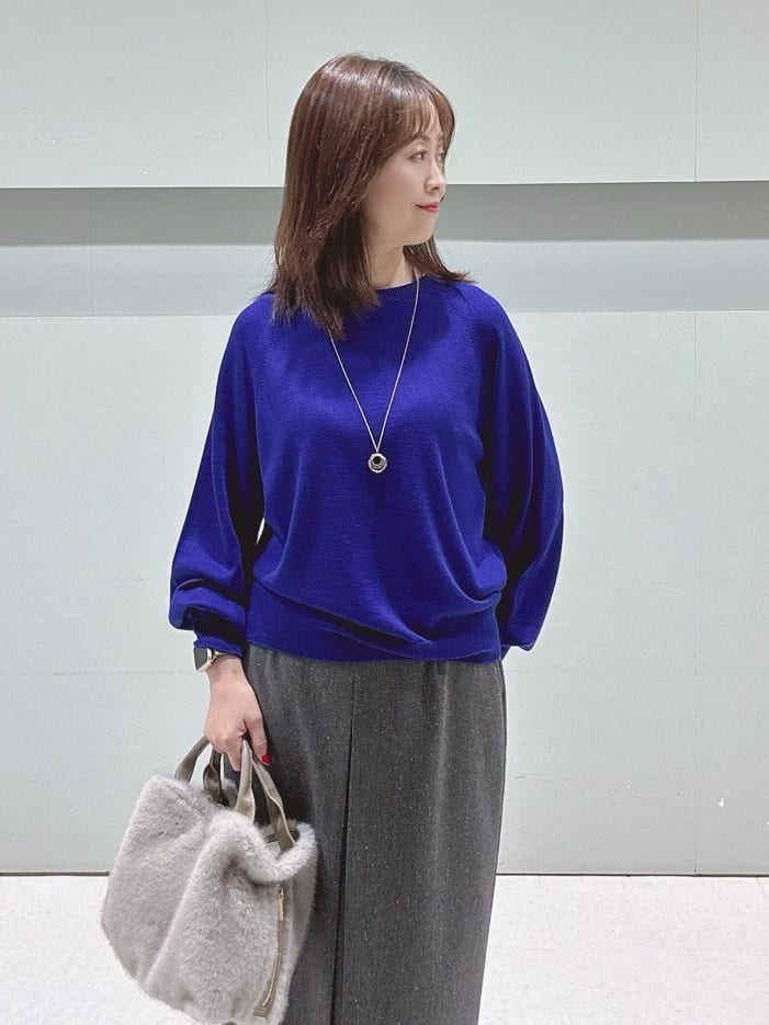 makiさんの「UNTITLED｜【8色展開／コンパクト丈】レーヨン混 コクーンニット」を使ったコーディネート