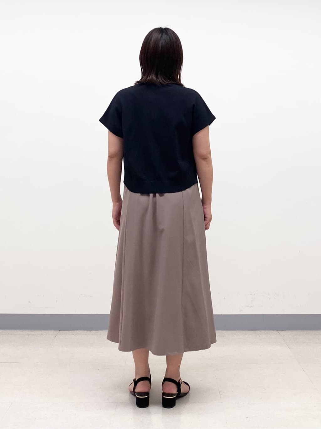 YUKARIさんの「INDIVI｜【UVケア】エアリージョーゼット キャミワンピース」を使ったコーディネート