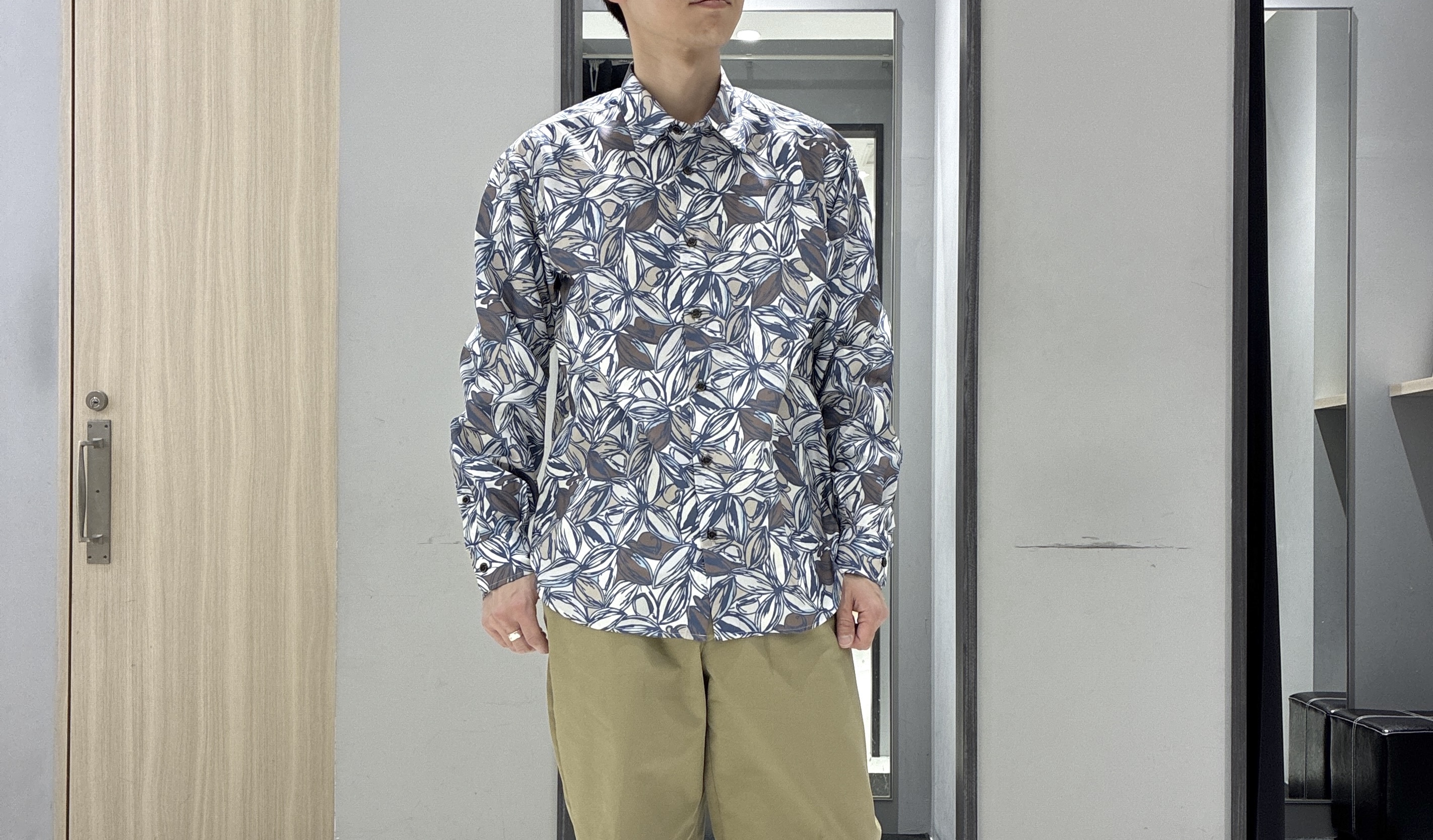 わいずみさんの「TAKEO KIKUCHI｜スライドパズル ジャカード ブルゾン」を使ったコーディネート