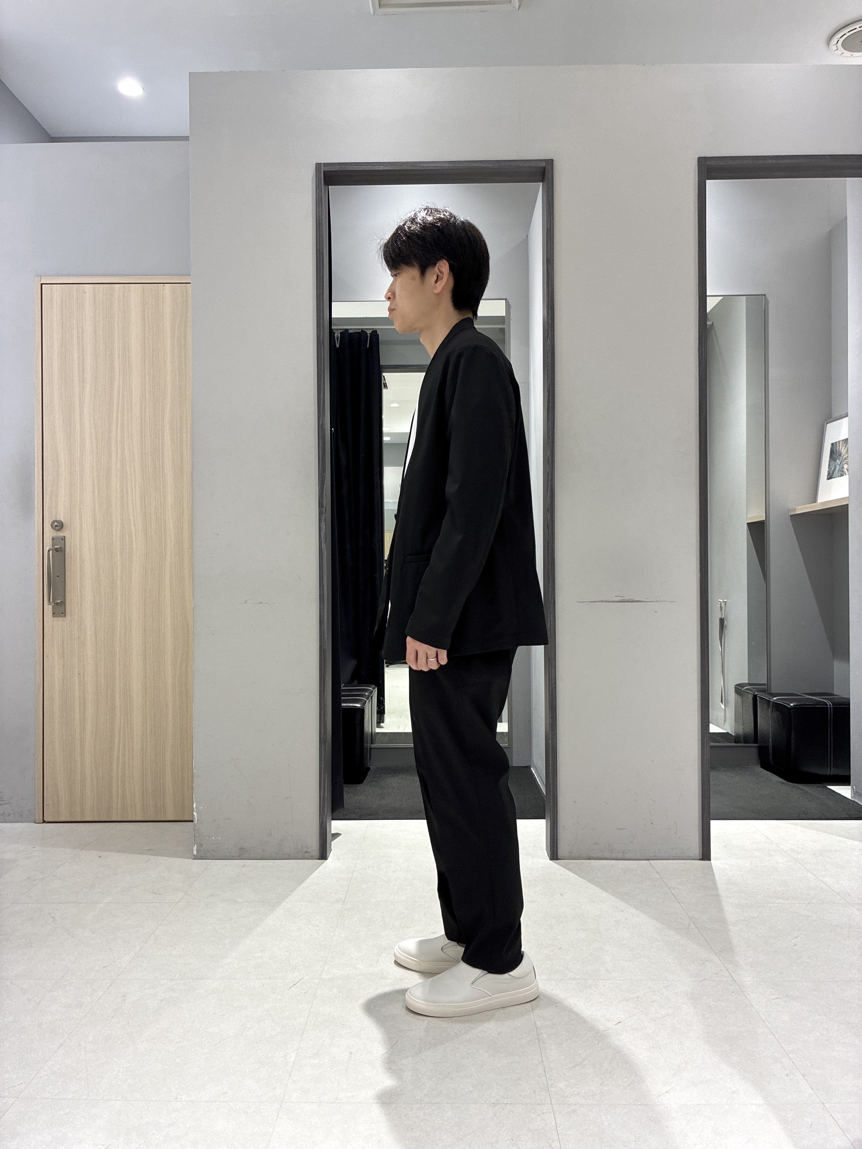 わいずみさんの「TAKEO KIKUCHI｜【ON／OFF兼用】CARREMANファブリック ノーカラージャケット」を使ったコーディネート