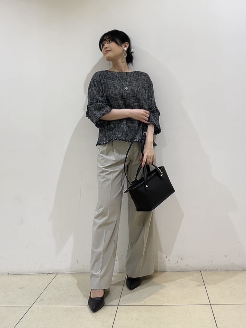 watanabeさんの「UNTITLED｜◆【洗える】ツイードドルマンブラウス」を使ったコーディネート