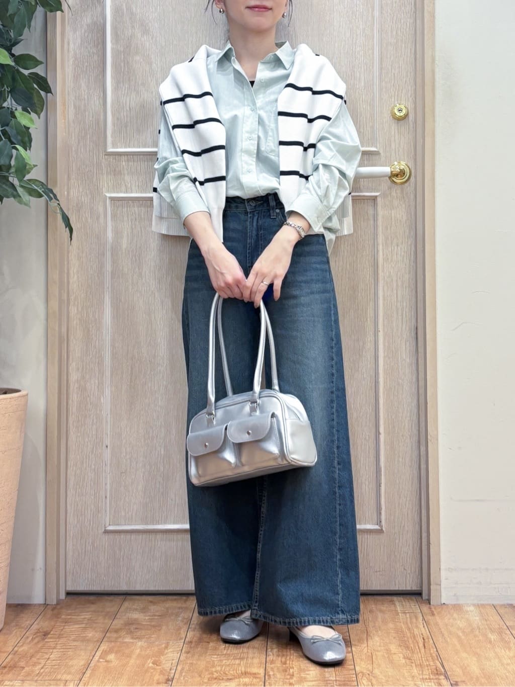 なみさんの「SHOO･LA･RUE｜フラップポケット横長ボストンバッグ」を使ったコーディネート