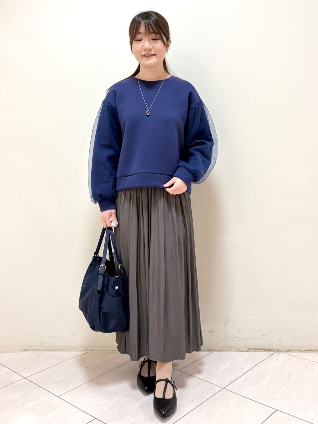 mikiさんの「Reflect｜チュールレイヤードスリーブプルオーバー」を使ったコーディネート