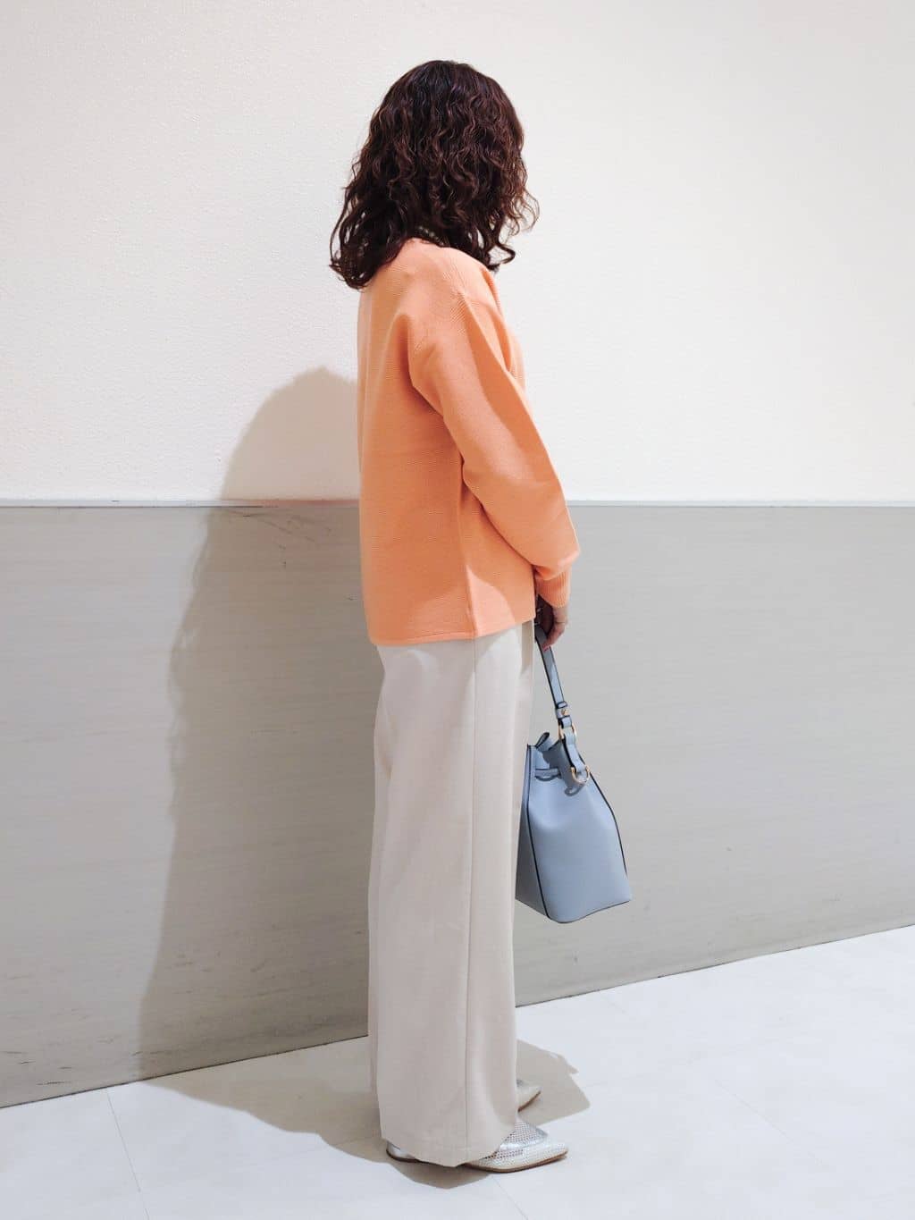 maruさんの「THE SHOP TK｜【通勤にもカジュアルにも】CAVIAN ジレ/セットアップ可」を使ったコーディネート