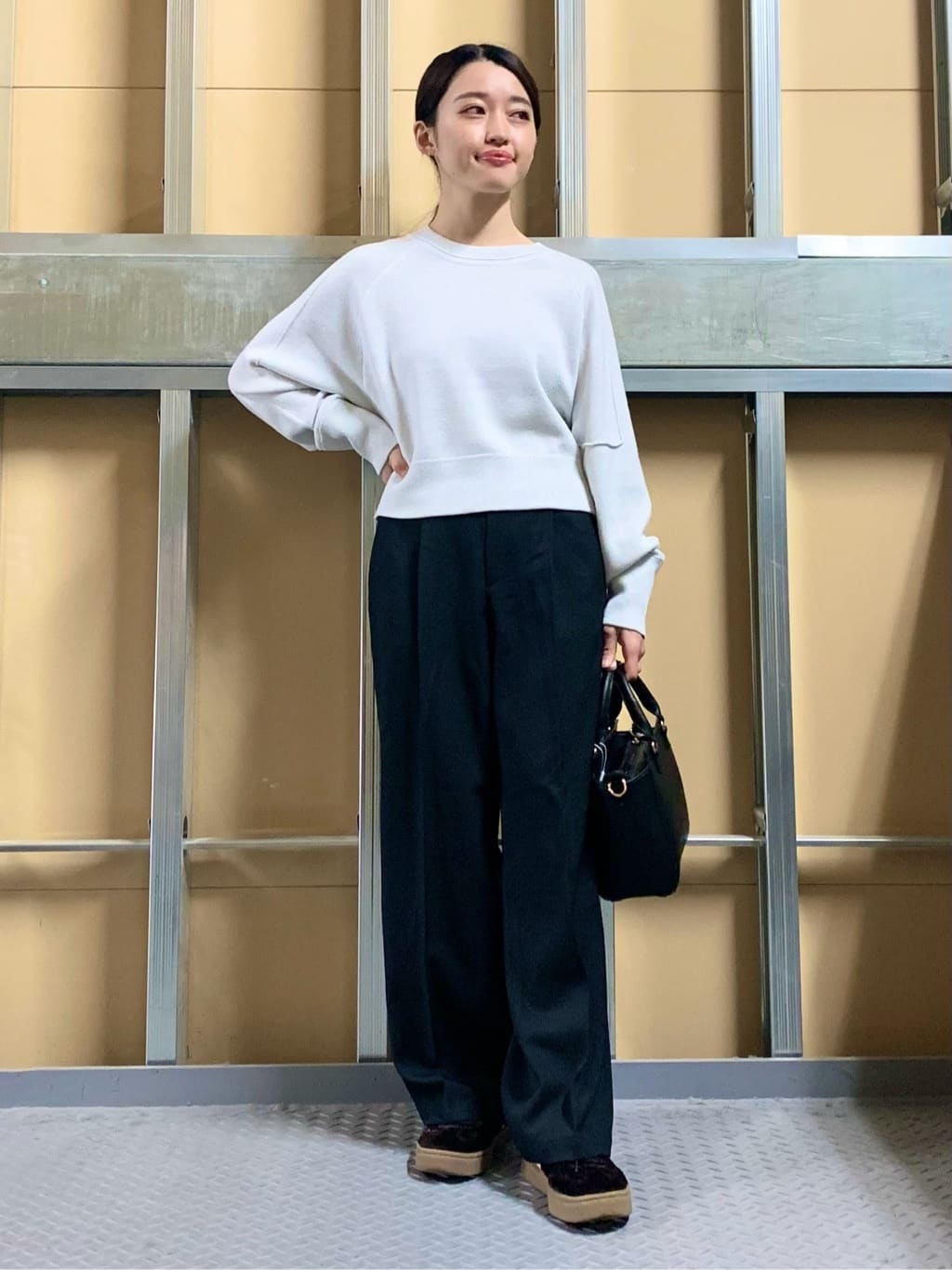 sahoさんの「THE SHOP TK｜【着丈が選べる】スウェットライクラメジャカードニット」を使ったコーディネート