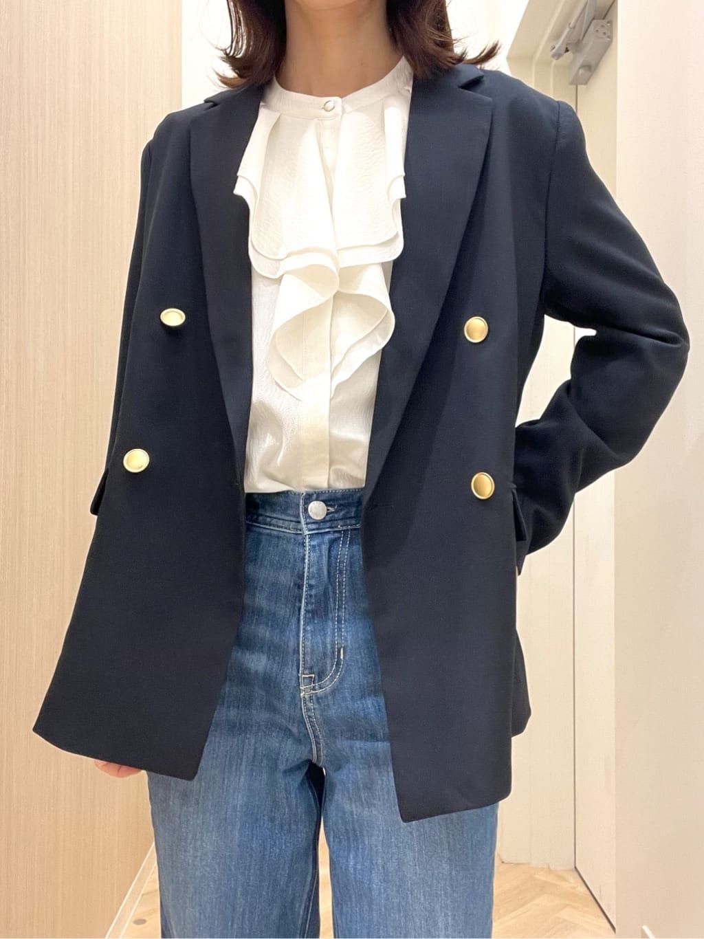  おまつさんの「grove｜【マシンウォッシュ/防シワ】ダブルテーラードジャケット【着回しカセット】」を使ったコーディネート