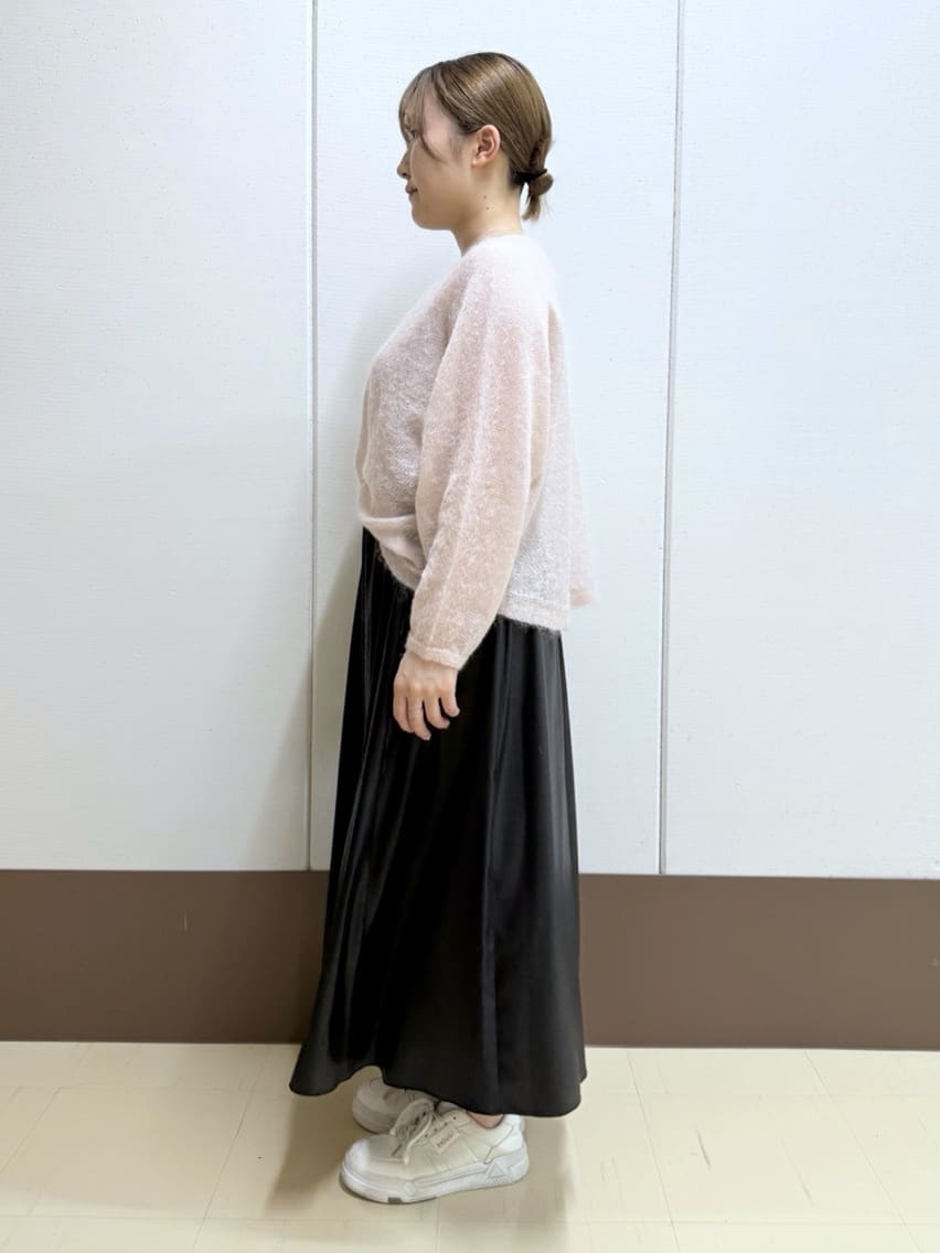 Rikoさんの「INDIVI｜【キッドモヘヤ素材】ラウンドヘムニット」を使ったコーディネート