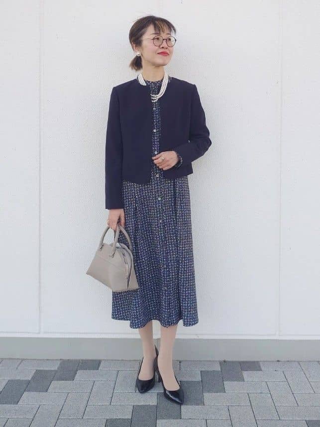 MUTSUKOさんの「UNTITLED｜【洗える/きれいめ】クラシカルツイードワンピース」を使ったコーディネート