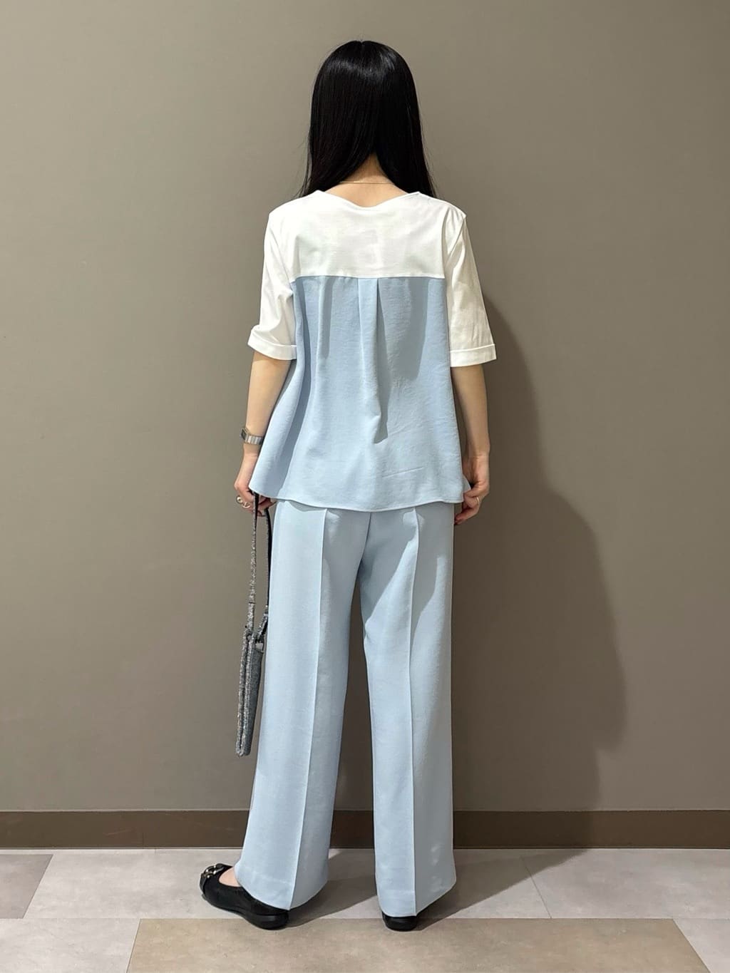 KEIKOさんの「INDIVI｜【着る日傘／SETUP可能】ビスチェレイヤード風トップス」を使ったコーディネート