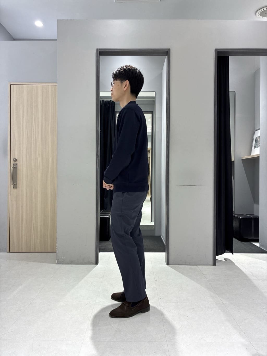 わいずみさんの「TAKEO KIKUCHI｜【360&deg;ストレッチ／軽量】None Of Stress ライト ジャケット（セットアップ対応）」を使ったコーディネート