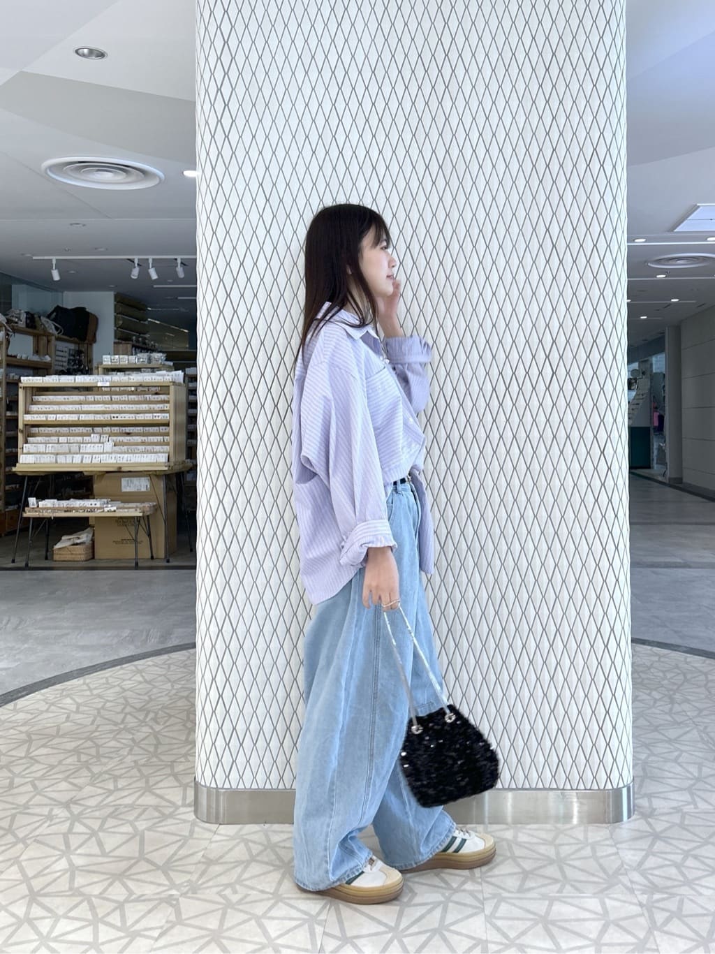 Renoさんの「INDIVI｜Timeless｜ビッグポケットフォルムシャツ【接触冷感】」を使ったコーディネート