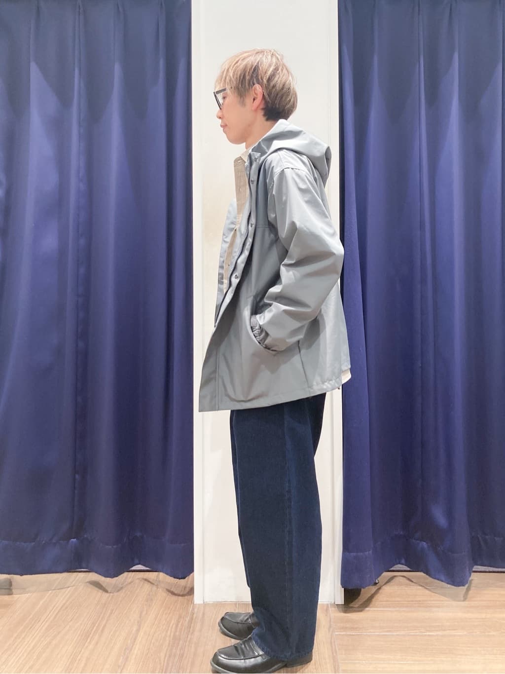つーじーさんの「THE SHOP TK｜【季節の変わり目に最適】ナイロンマウンテンパーカ  防風/洗濯機OK」を使ったコーディネート