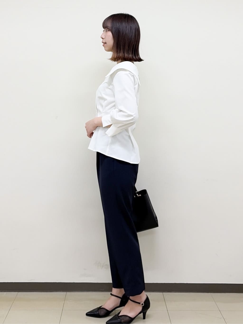 yurinaさんの「index｜カシュクールタックシャツ【洗濯機OK／ストレッチ】」を使ったコーディネート