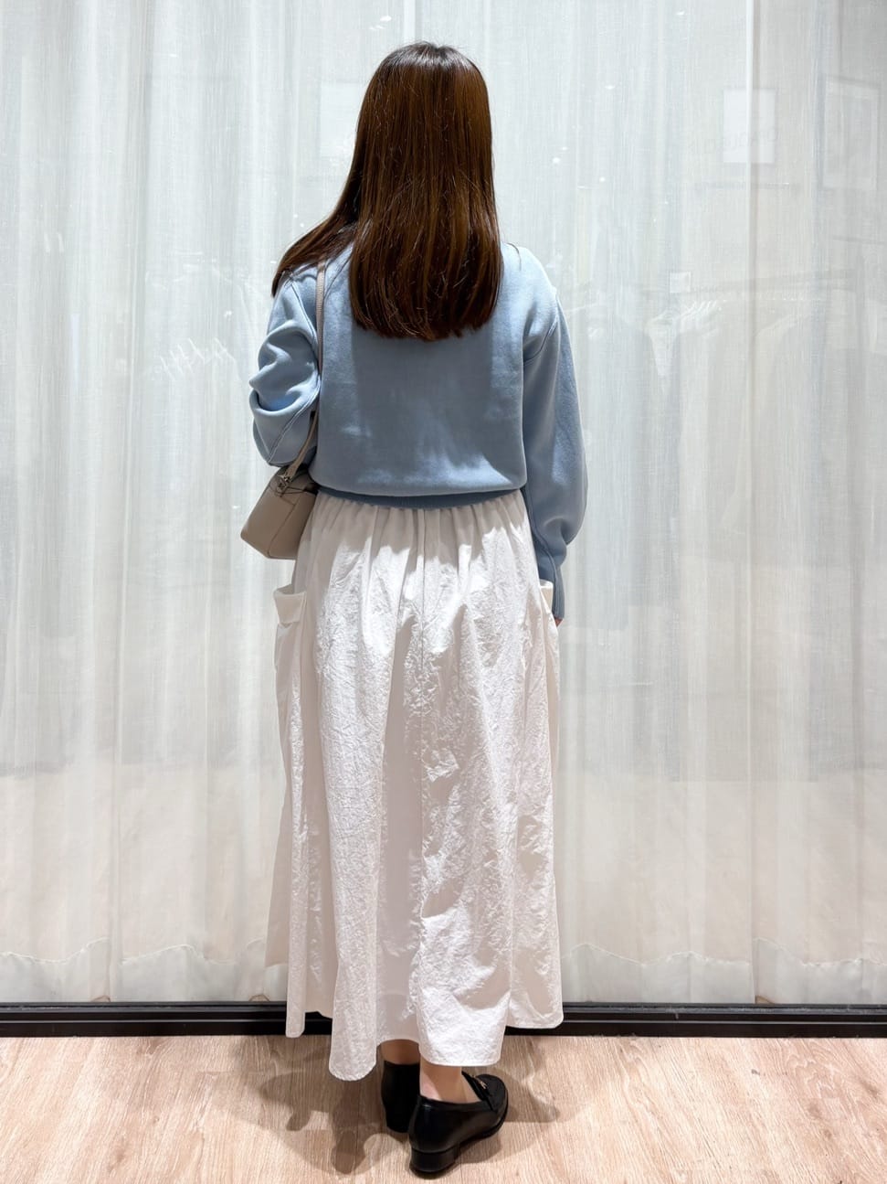 かなさんの「OPAQUE.CLIP｜サイドポケットギャザースカート【洗濯機OK】」を使ったコーディネート