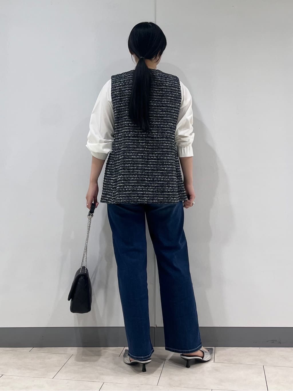 hasuさんの「INDIVI｜【撥水／UVケア／2WAY】超軽量ライナー付ライトトレンチコート」を使ったコーディネート
