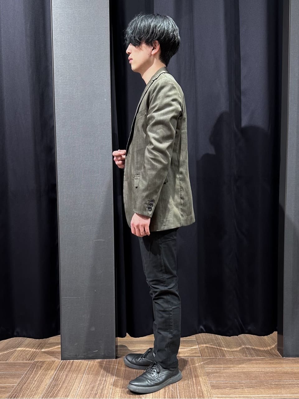 tomoyaさんの「THE SHOP TK｜ライトエバーデニム ジャケット 洗濯機OK/ストレッチ/セットアップ可」を使ったコーディネート