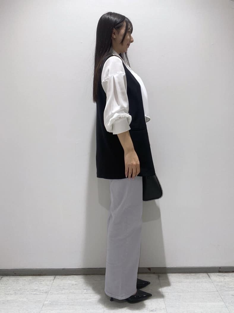 meiさんの「INDIVI｜【洗える】ジョーゼットボウタイブラウス」を使ったコーディネート