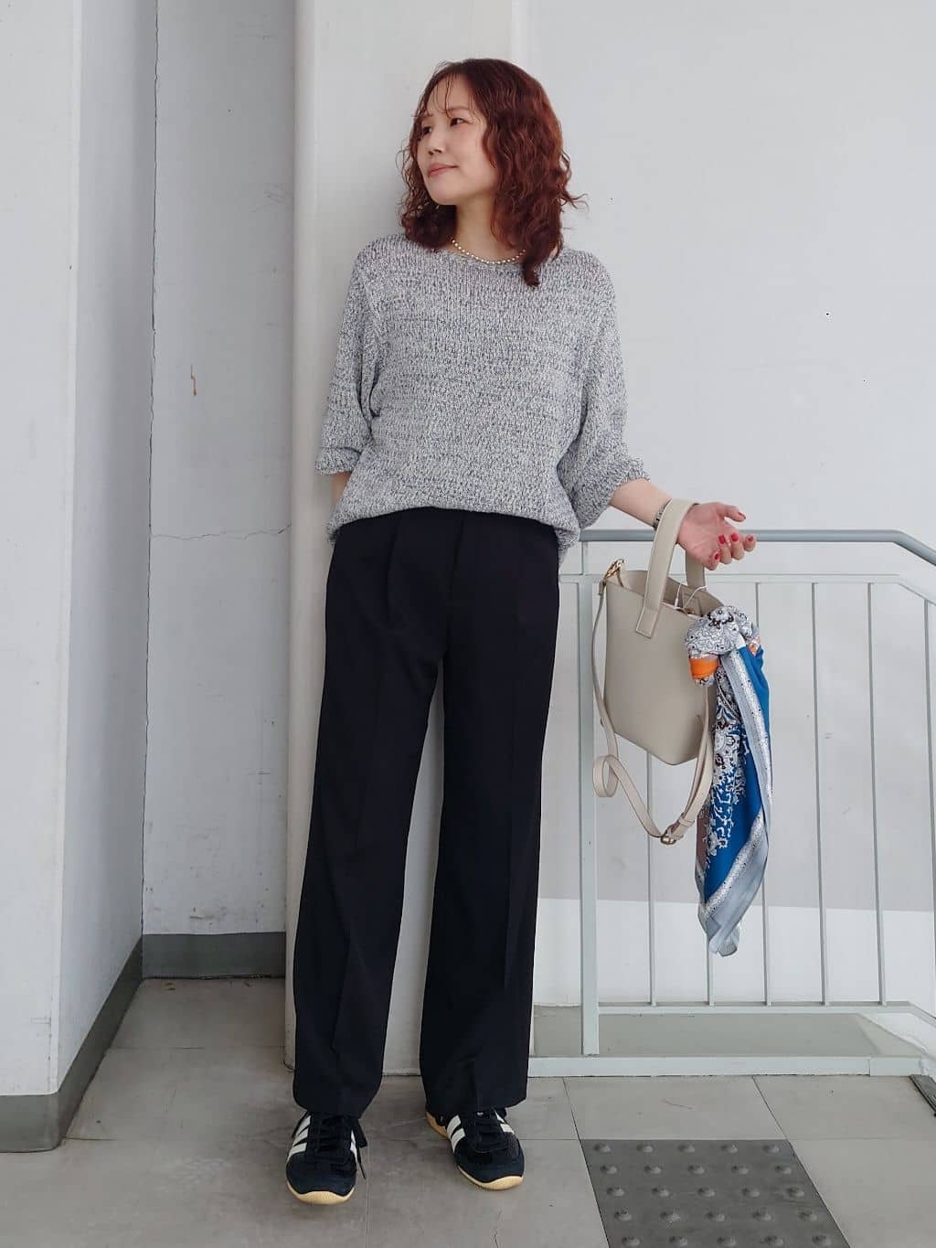 maruさんの「THE SHOP TK｜大判スカーフ」を使ったコーディネート