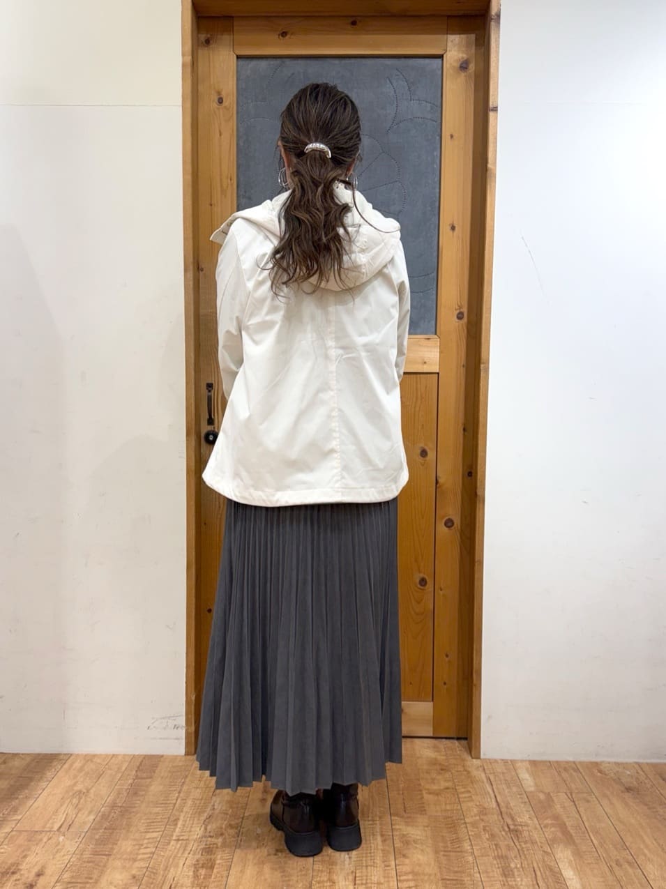 Ayana.さんの「SHOO･LA･RUE｜【防花粉/高レビュー】きれいもかっこいいも叶える 欲張りマウンテンパーカ」を使ったコーディネート
