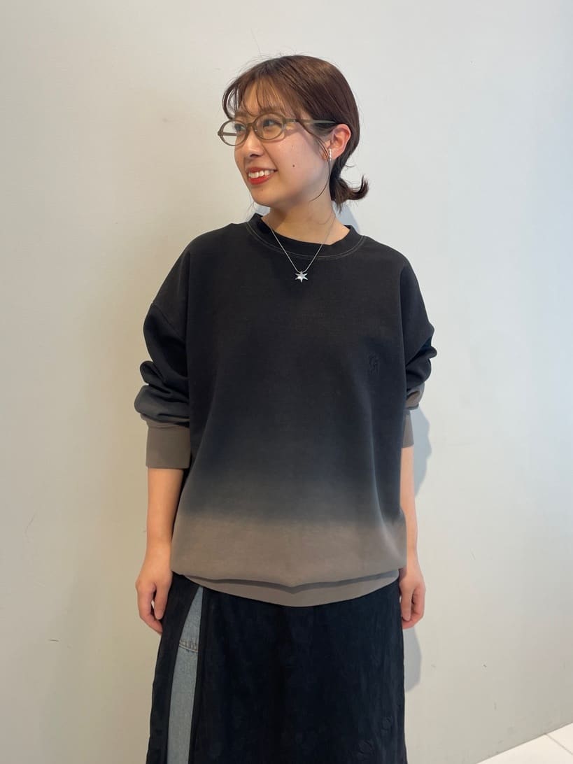 abeさんの「tk.TAKEO KIKUCHI｜グラデーションスウェット」を使ったコーディネート