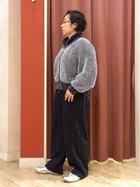 cameさんの「SHOO･LA･RUE｜【絶妙なゆるピタ/洗濯機可】ちくちくしにくい リブハイネックやわらかニット」を使ったコーディネート