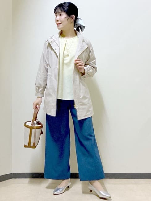  beni_gingerさんの「Reflect｜【接触冷感】ボリュームスリーブサテンジャカードブラウス」を使ったコーディネート