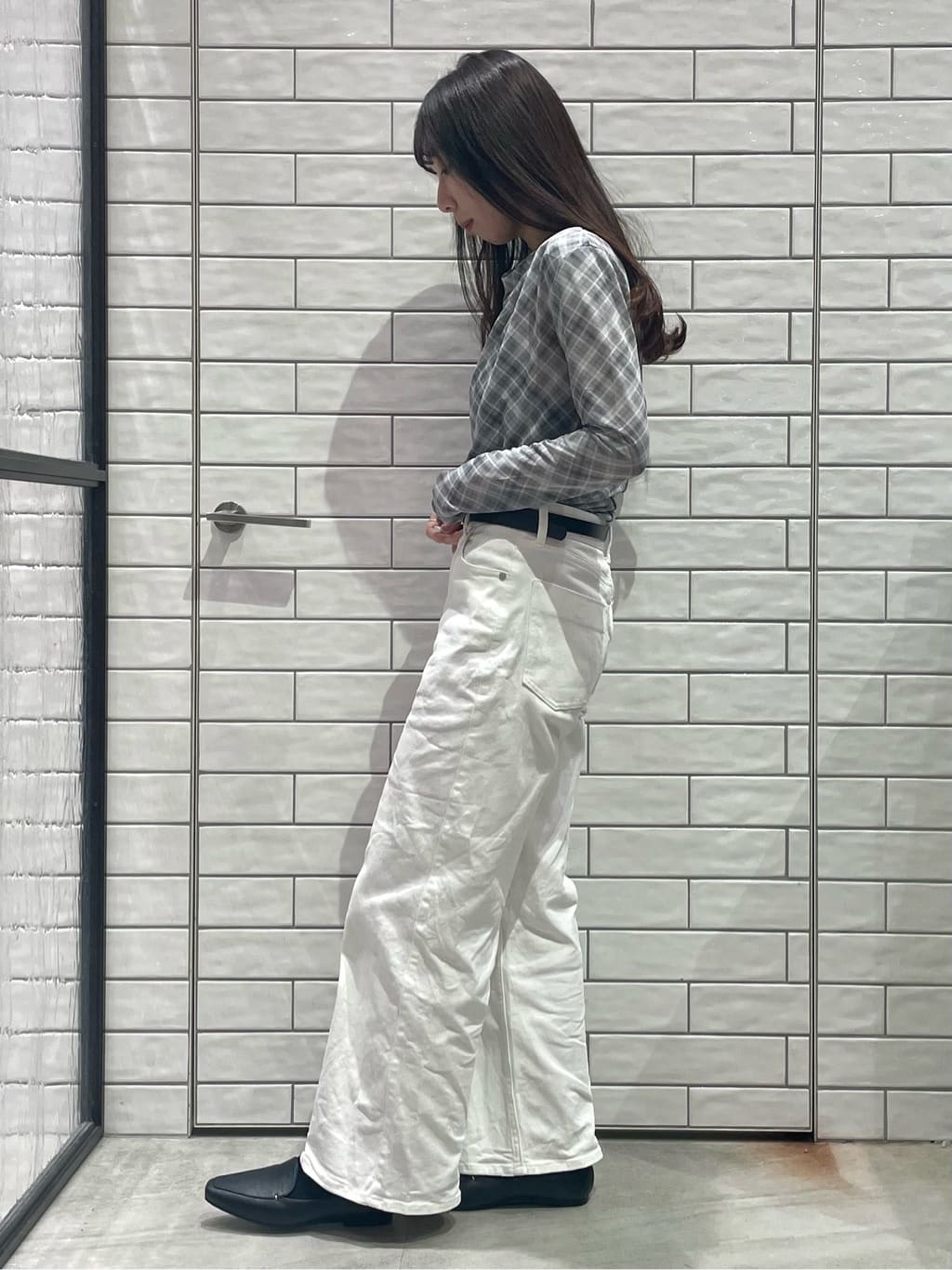 ayakaさんの「OPAQUE.CLIP｜ヴィンテージクロスノーカラーロングコート【洗濯機OK／ストレッチ／イージーアイロン】」を使ったコーディネート