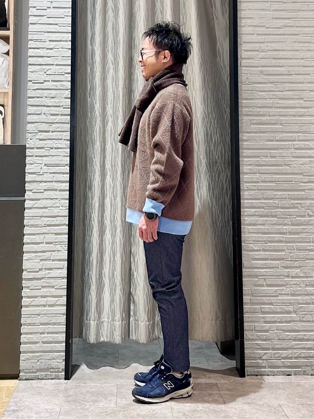 KENJI Iさんの「THE SHOP TK｜【ふんわり心地いい肌触り】　ダイヤ柄シャギーニット」を使ったコーディネート
