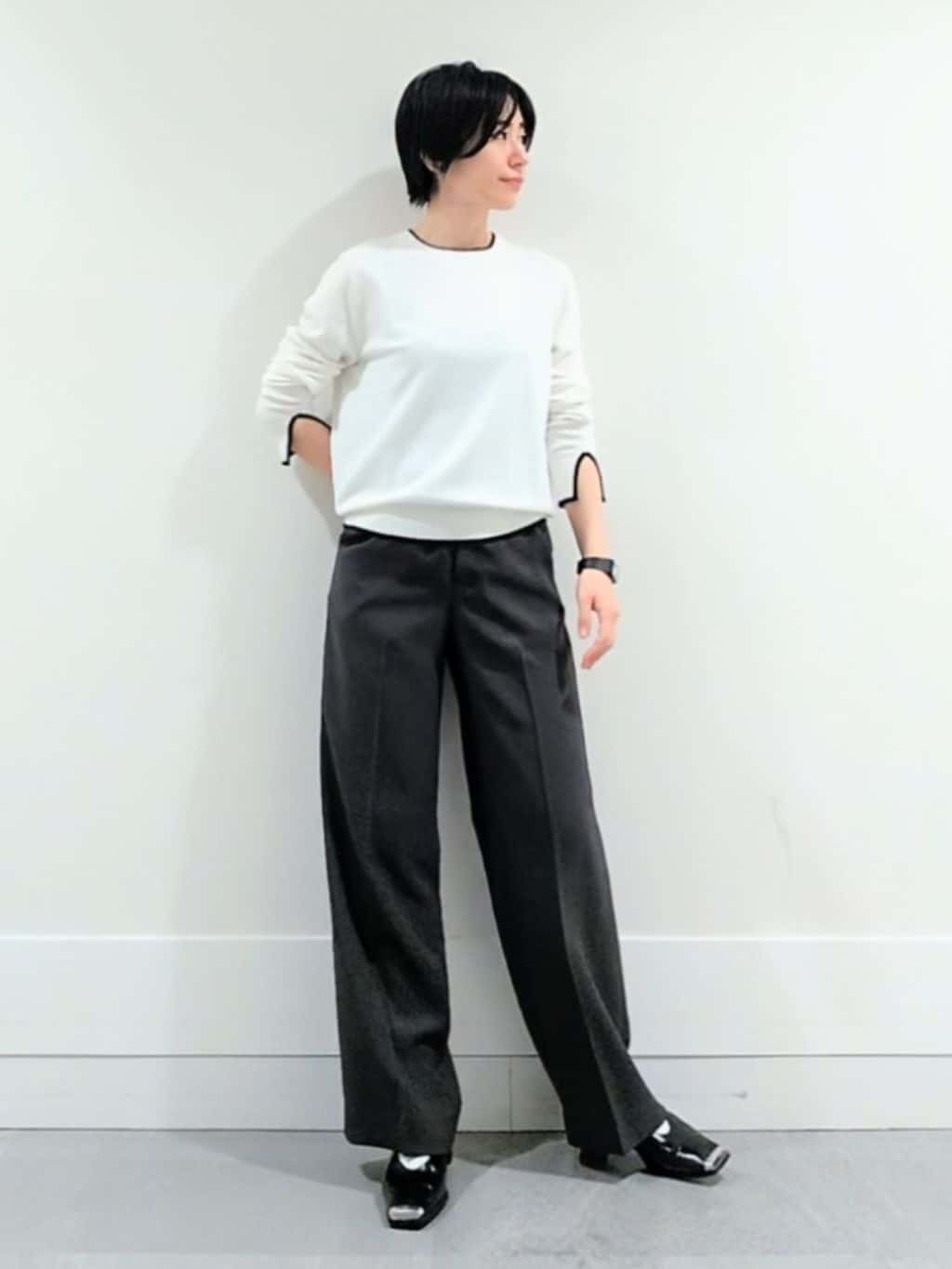 ミズタさんの「UNTITLED｜【新色追加/接触冷感/セットアップ可】エアリー ワイドパンツ」を使ったコーディネート