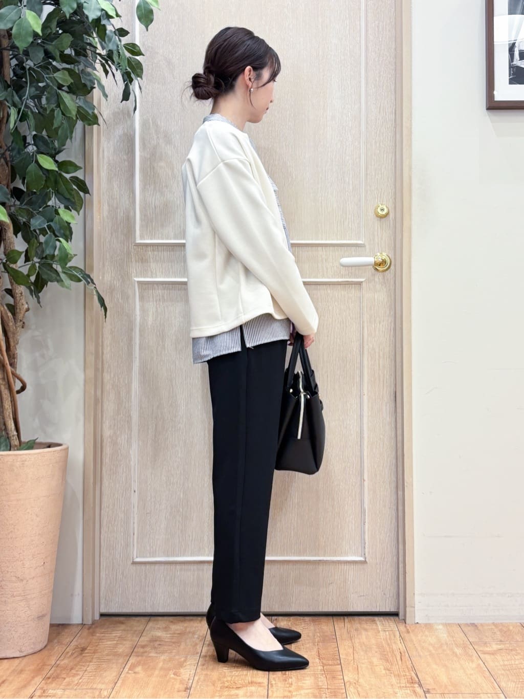 なみさんの「SHOO･LA･RUE｜【2WAY】上品きれい 金具ベルトトートバッグ」を使ったコーディネート