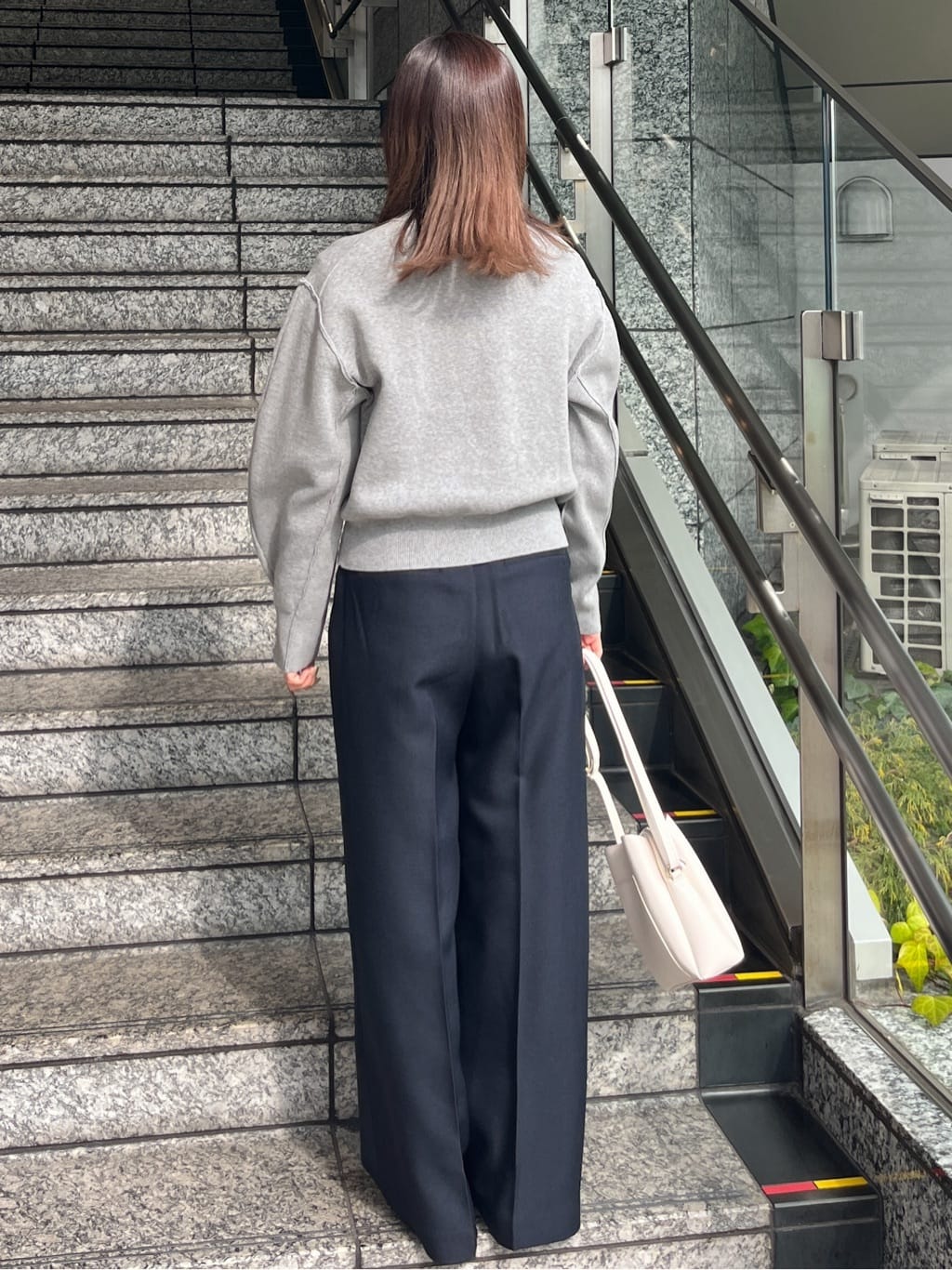 HANNAさんの「OPAQUE.CLIP｜スウェットライクショートニット【洗濯機OK】」を使ったコーディネート