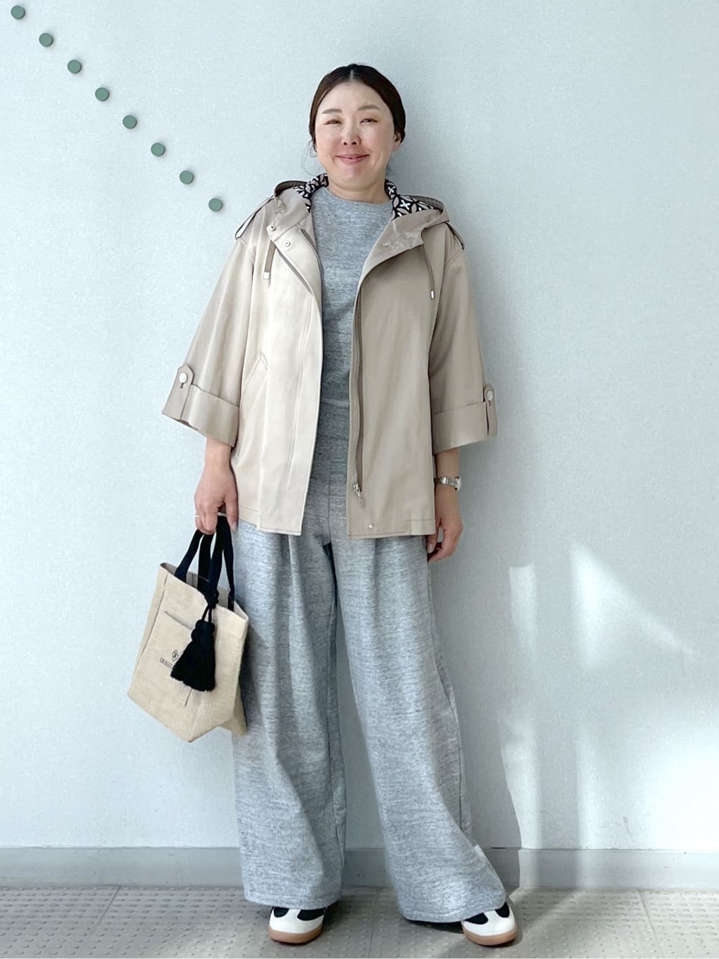 Soeさんの「DRESSTERIOR｜【セットアップ可/ウォッシャブル】ストレッチ裏毛ハーフスリーブプルオーバー」を使ったコーディネート
