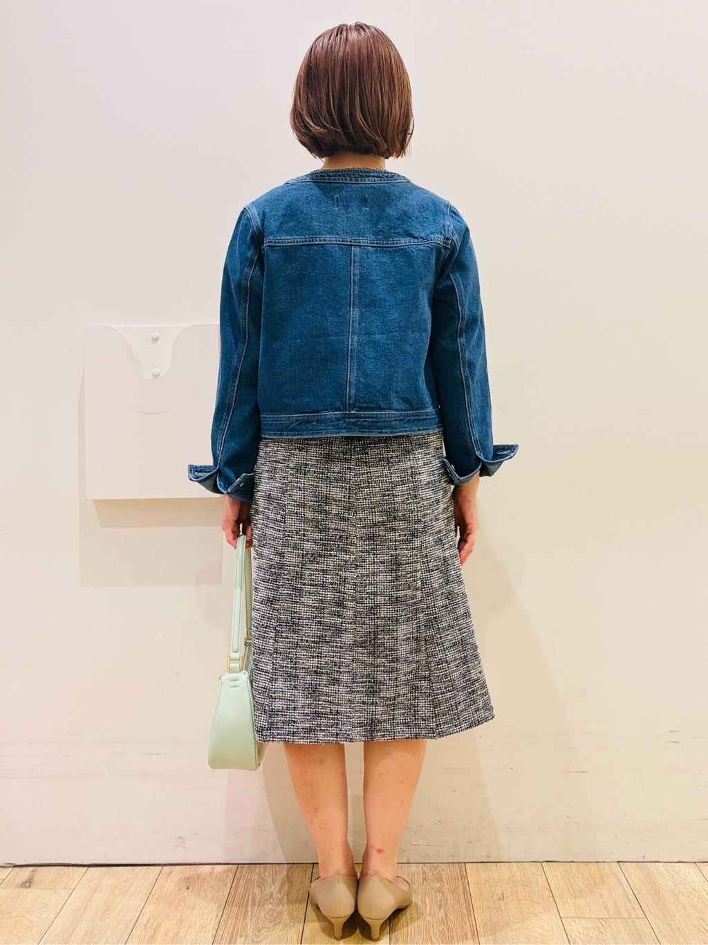 YUKOさんの「index｜ミニマルノーカラーデニムジャケット【洗濯機OK】」を使ったコーディネート
