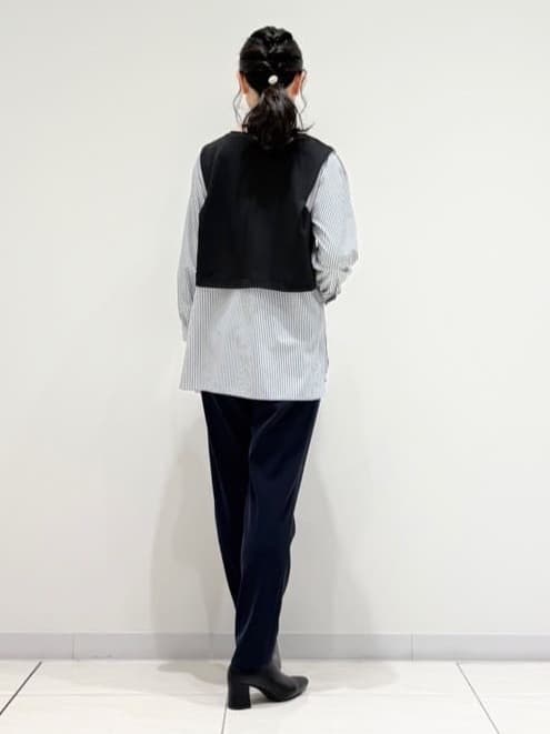 kayoさんの「INDIVI｜【褒められパンツ／高ストレッチ】タックテーパードパンツ」を使ったコーディネート
