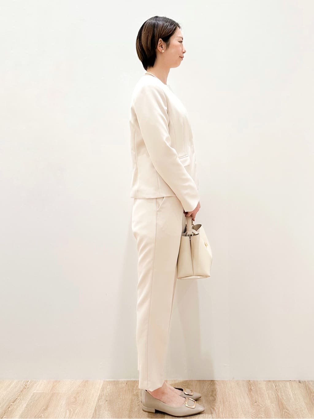 yurieさんの「OPAQUE.CLIP｜《通勤対応》レースブラウス【洗濯機OK】」を使ったコーディネート