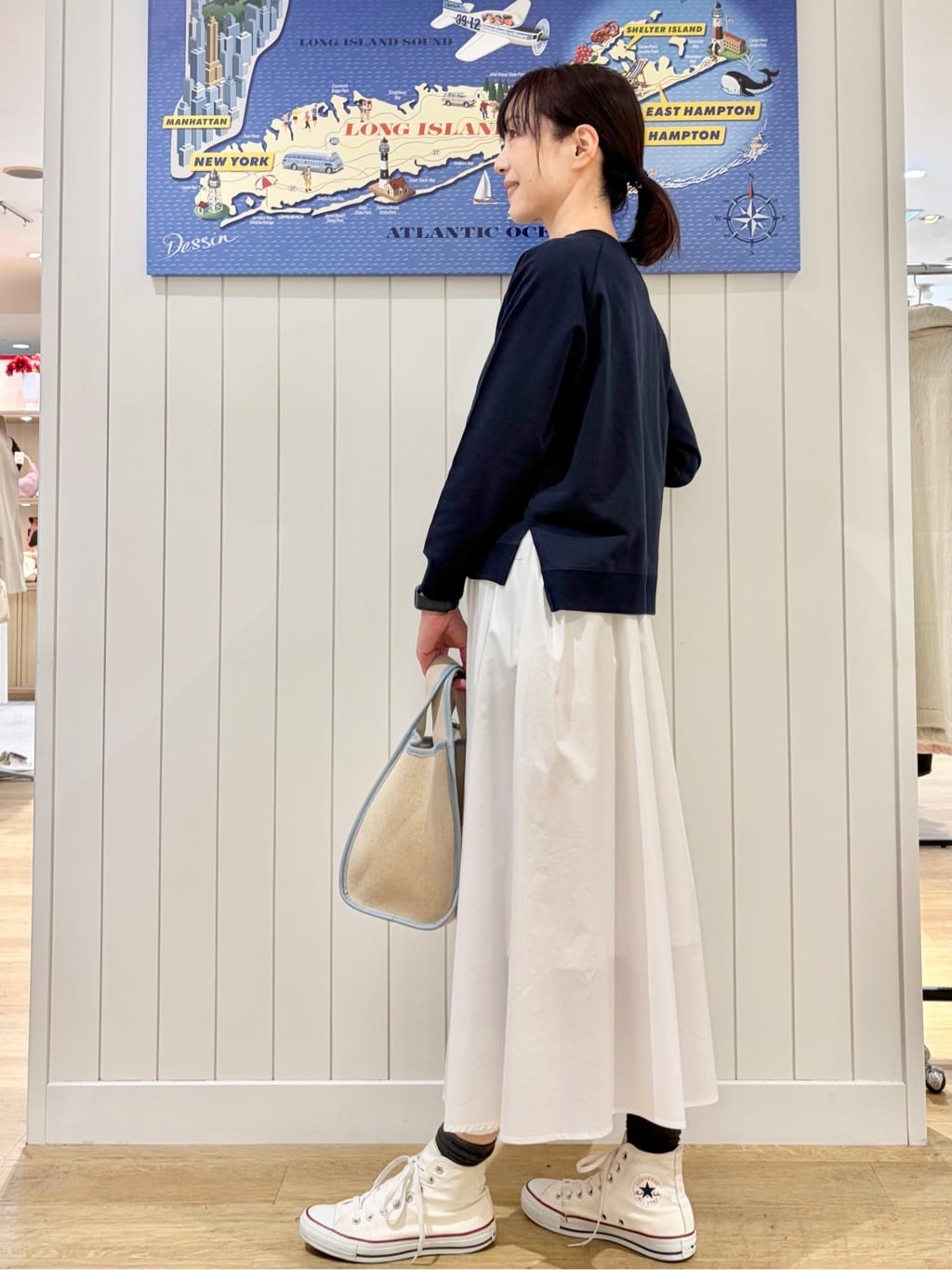 uwatokoさんの「Dessin｜【洗える】ラグラン切り替えミニロゴカットソー」を使ったコーディネート