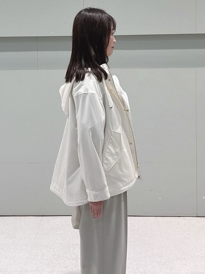 makiさんの「UNTITLED｜【洗える/はっ水】リラクシーマウンテンパーカー」を使ったコーディネート