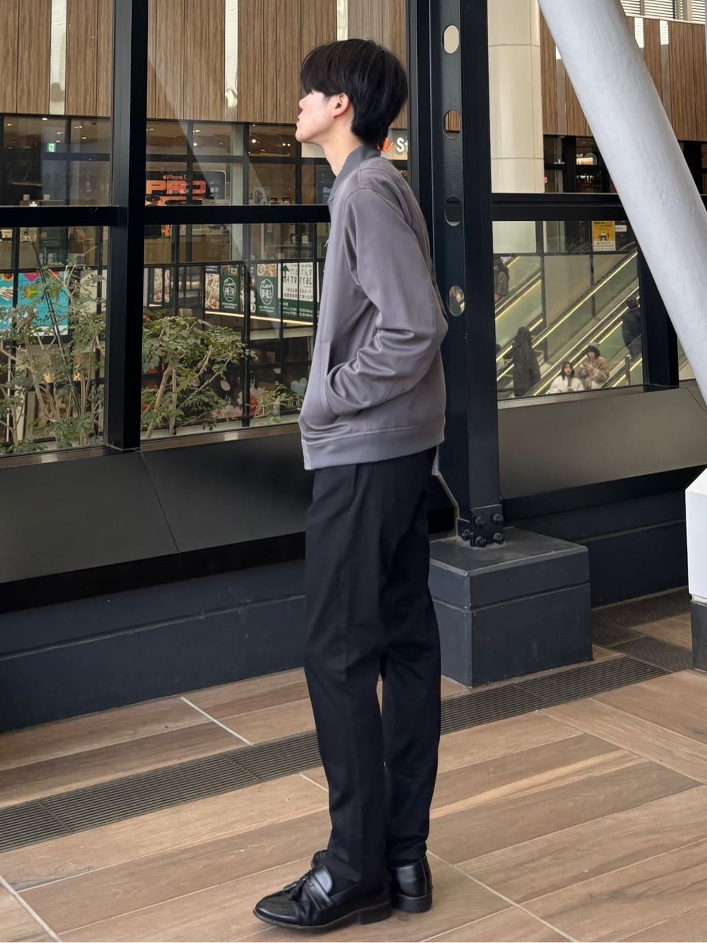 うらしーさんの「THE SHOP TK｜FLEX LINE ストレッチリブブルゾン　ストレッチ/防シワ/マシンウォッシャブル/セットアップ可」を使ったコーディネート