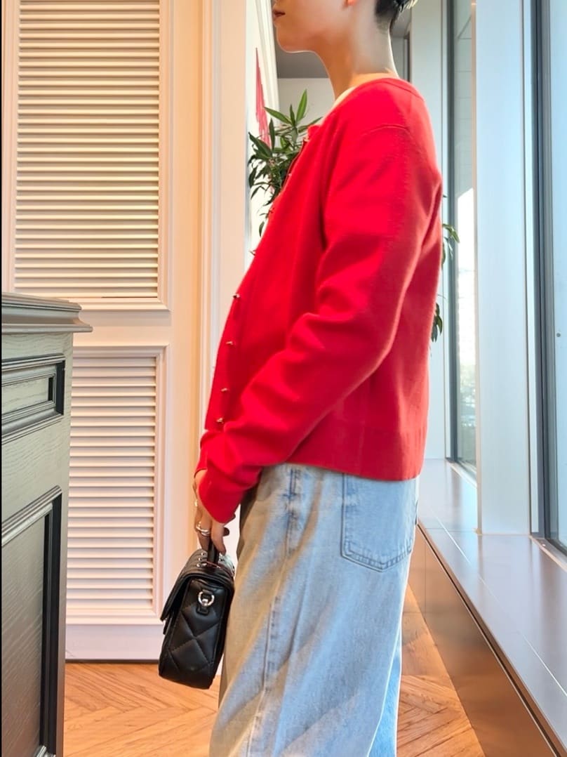 OCHIAIさんの「DRESSTERIOR｜RED CARD TOKYO（レッドカードトーキョー）JAZZルーズテーパードデニムパンツ」を使ったコーディネート