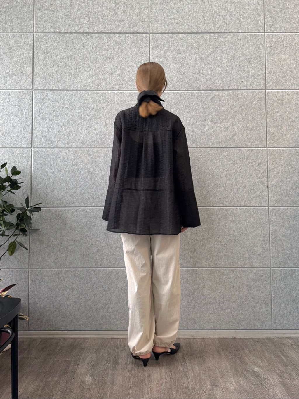 uchi__yamaさんの「CODE A｜drawcord utility pants」を使ったコーディネート