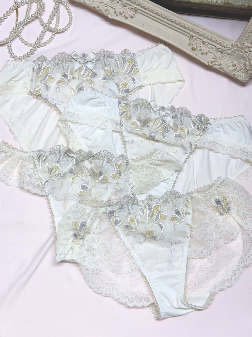cocoさんの「Risa Magli｜リーゼル ブラジャー (D-F) ＜Side Shape（サイドシェイプ）＞」を使ったコーディネート