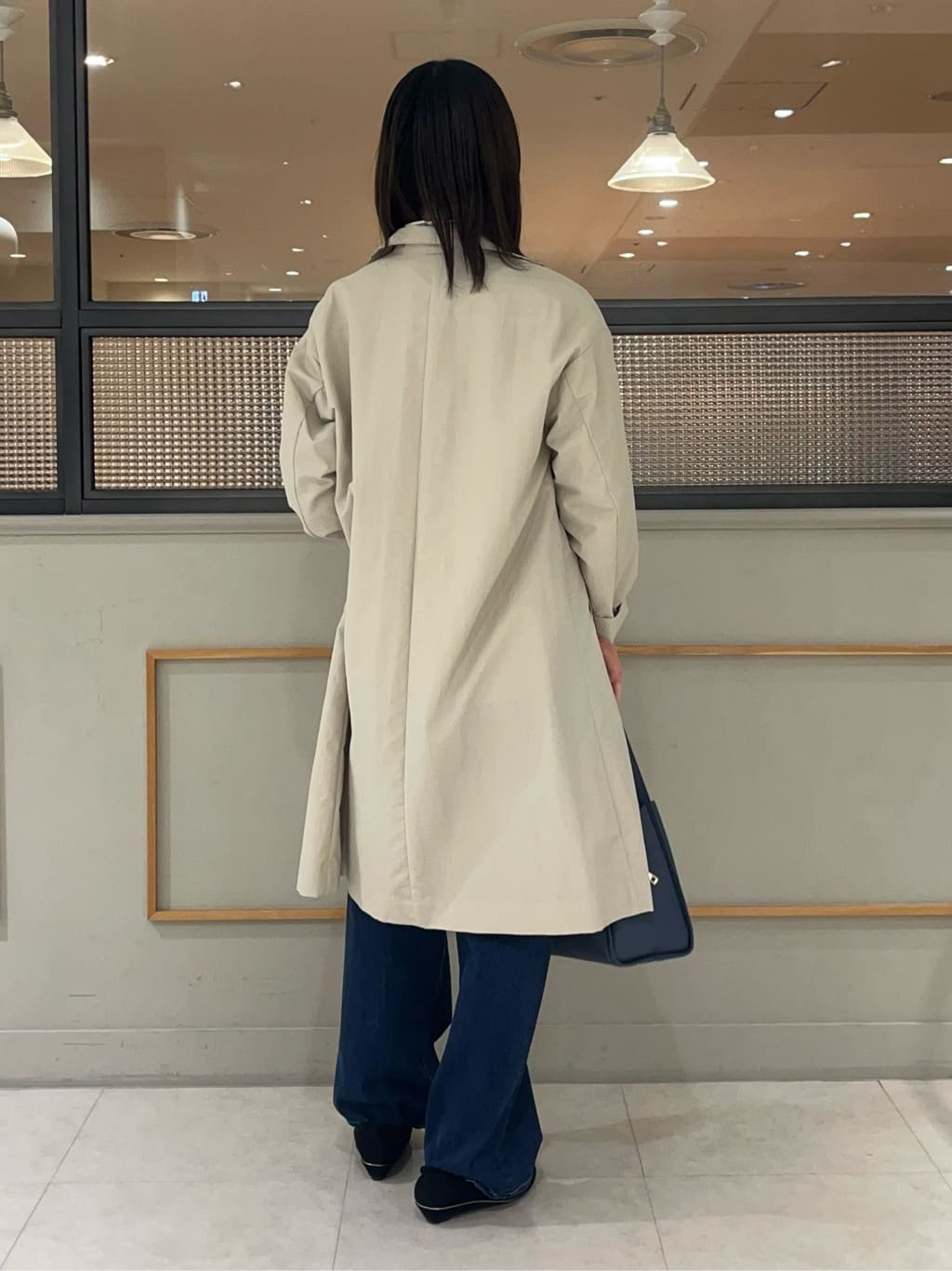 kumiさんの「INDIVI｜【2WAY／洗える】ラメストライプ コットン混シャツ」を使ったコーディネート
