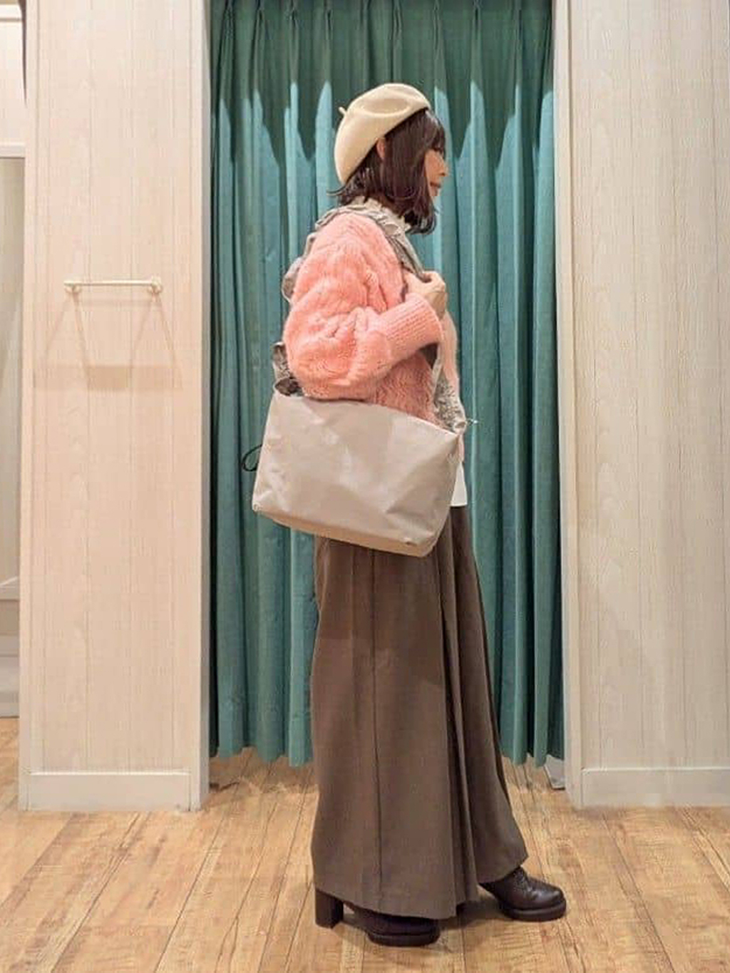 ゆーさんさんの「SHOO･LA･RUE｜【S-LL】ふんわり大人の 透かし編みニット」を使ったコーディネート