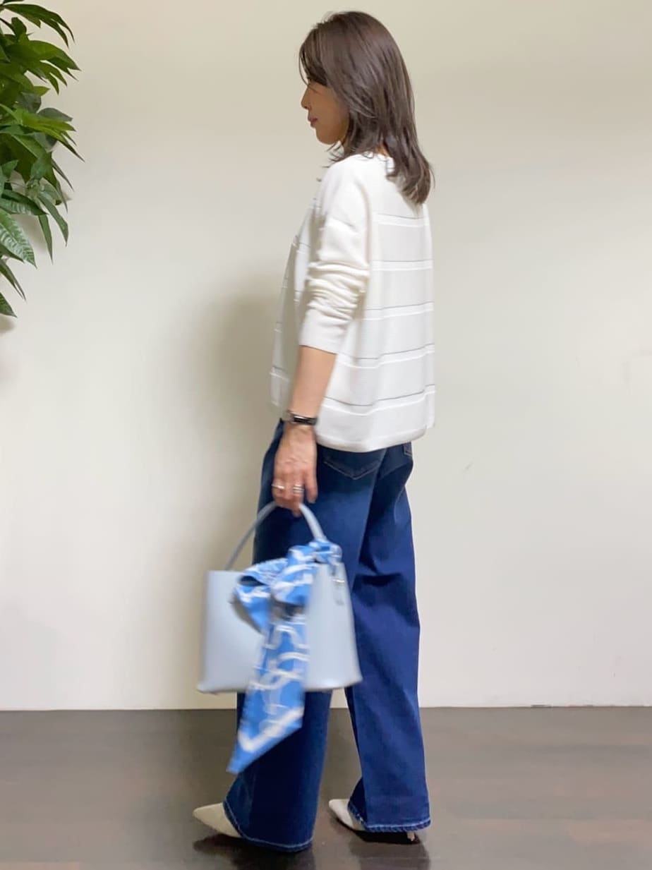 tomoさんの「UNTITLED｜【新色追加/セットアップ可】エアリー ダブルブレストジャケット」を使ったコーディネート